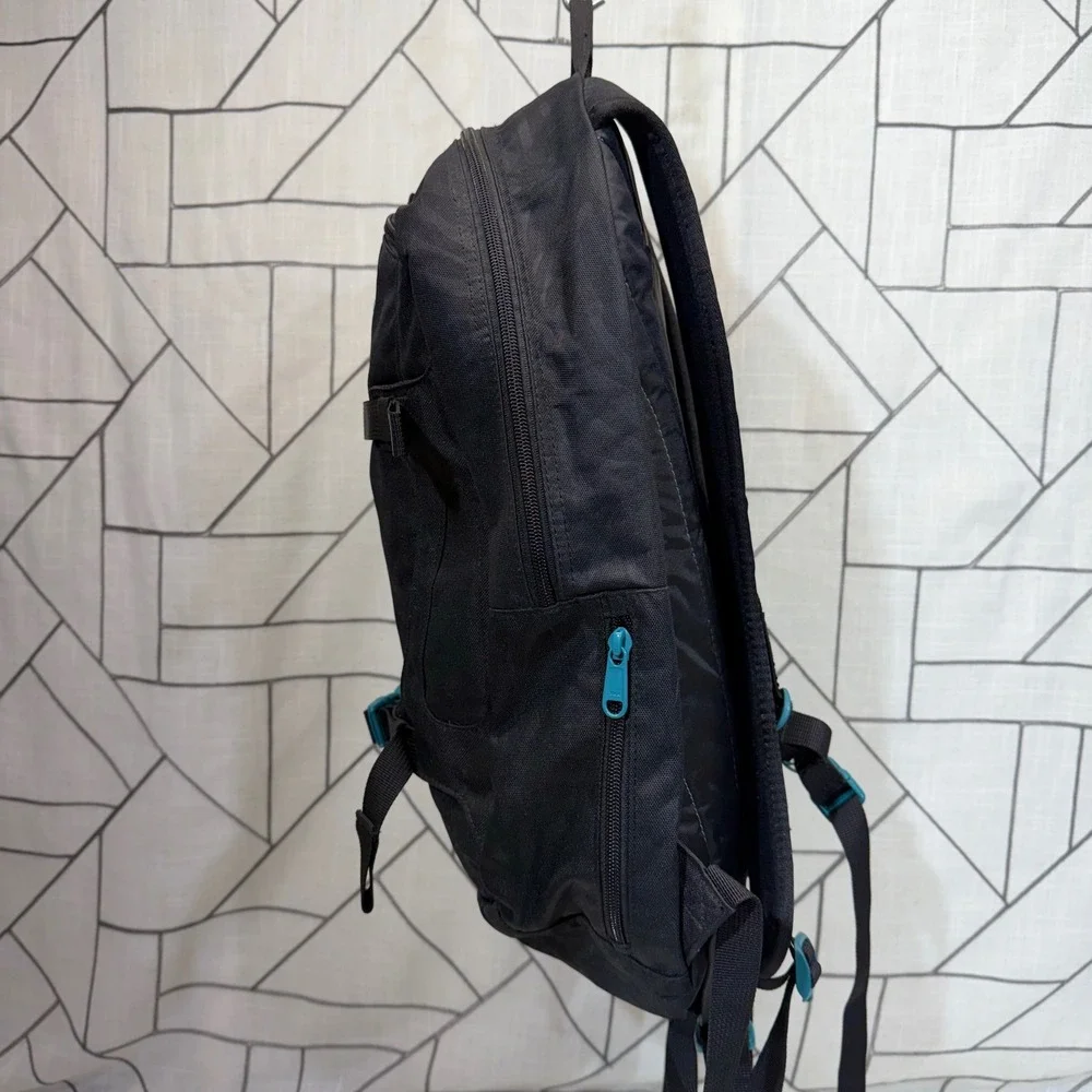 Dakine Mission Backpack One Size Black Teal Tiger Stripe Board Carry Laptop Bag